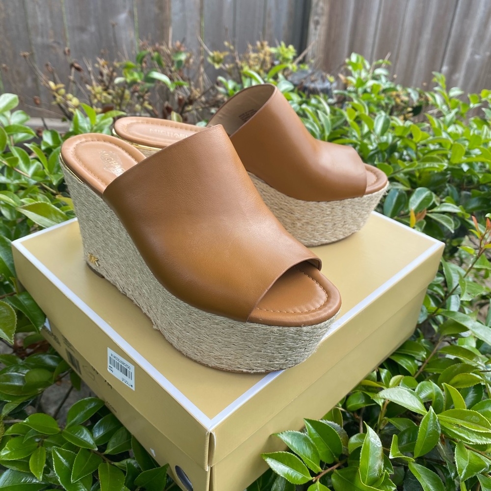 Michael kors wedges